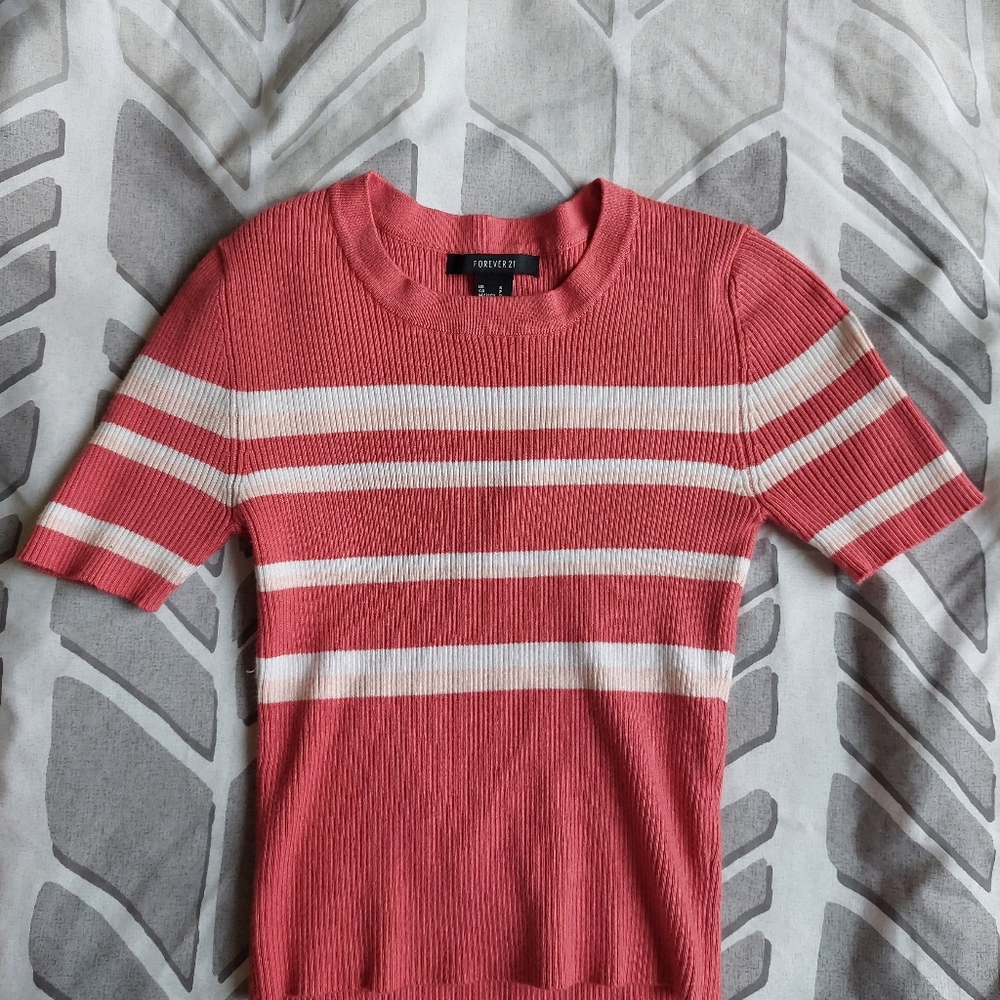 Sweater crop top